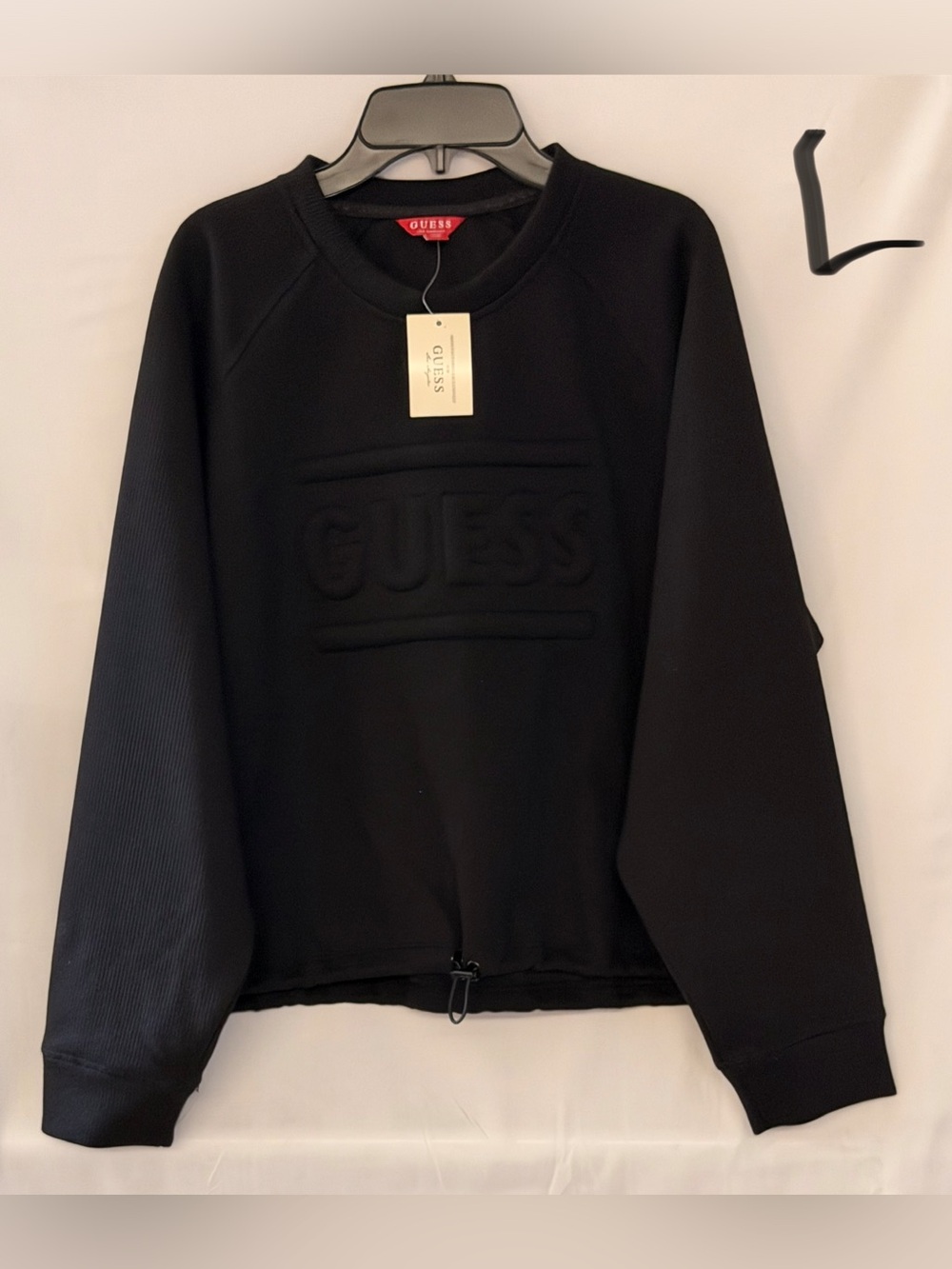 UNISEX GUESS Black Embossed Logo Crewneck Sweatshirt